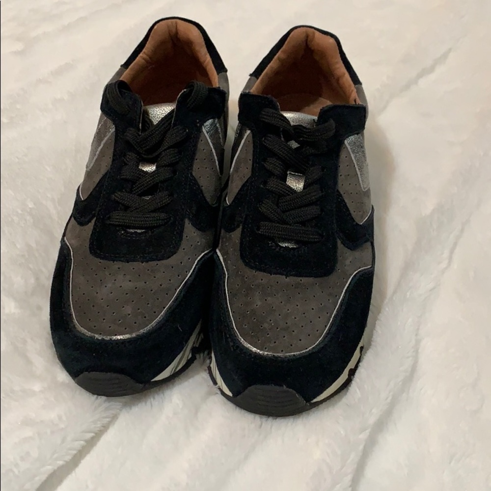 Caslon Sneakers